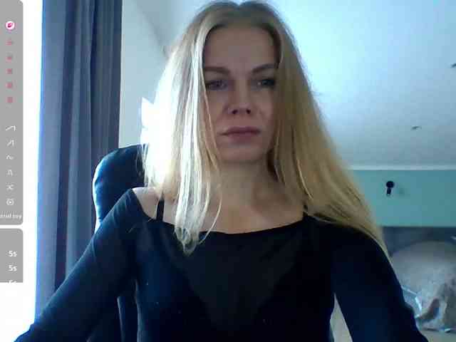 Tina45516 Tina45516