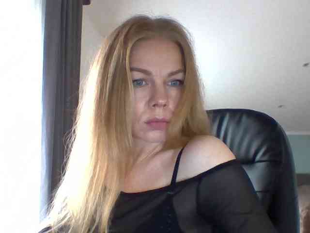 BlondaTina