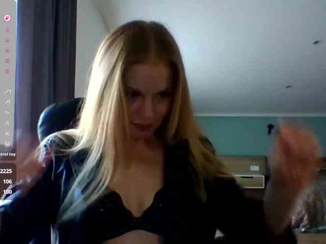 BlondaTina