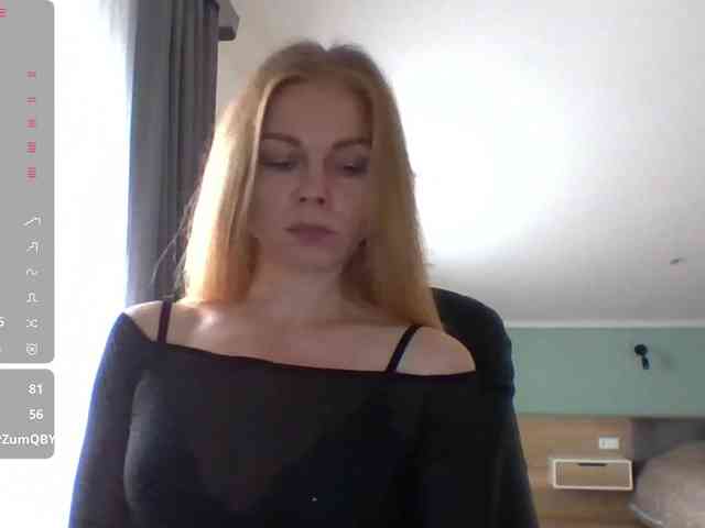 BlondaTina webcam