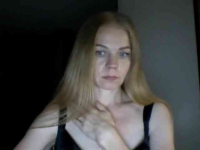 Tina45516 Tina45516
