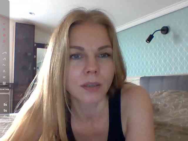 BlondaTina