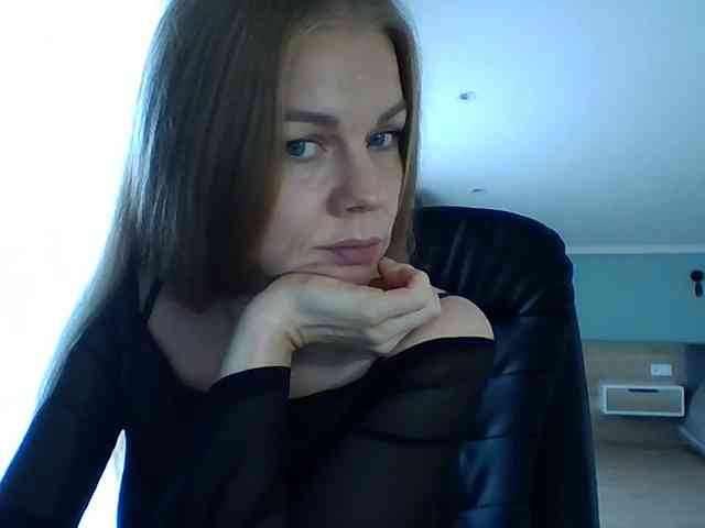 BlondaTina webcam