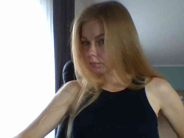 BlondaTina