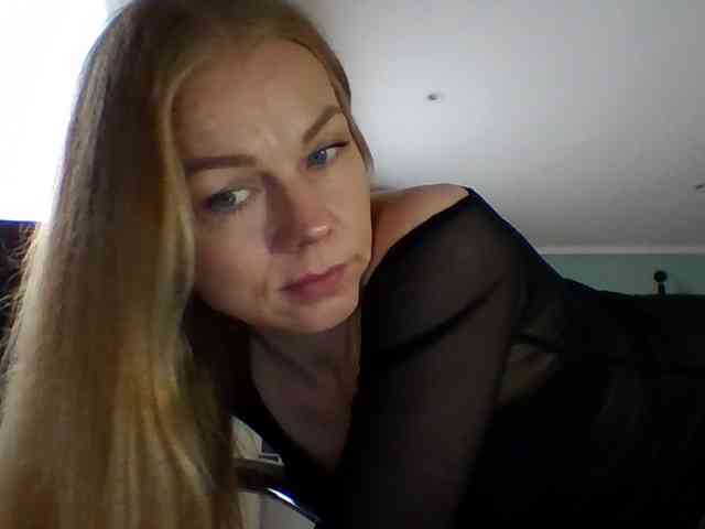 BlondaTina