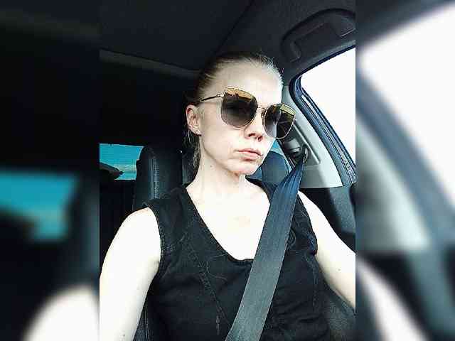 Tina45516 Live Webcam on BongaCams