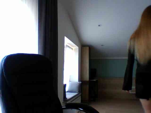BlondaTina webcam