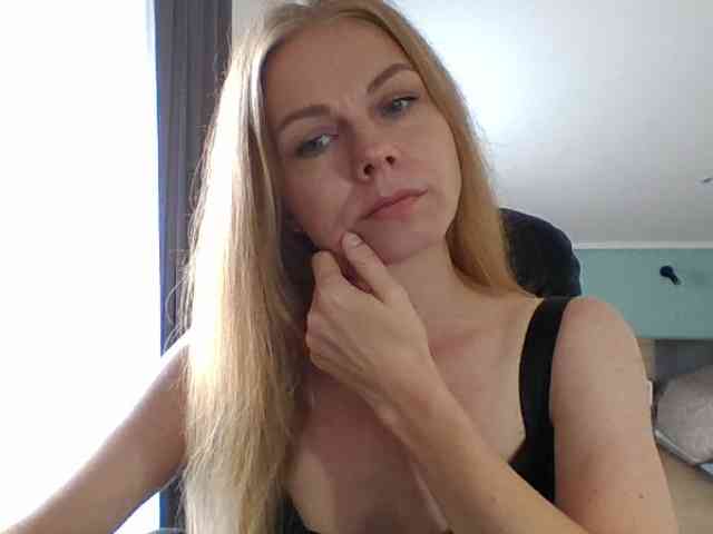 BlondaTina