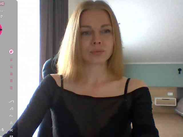 BlondaTina