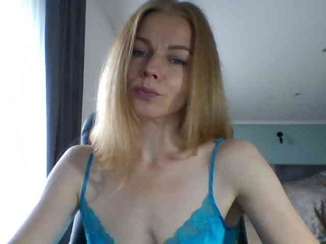 BlondaTina