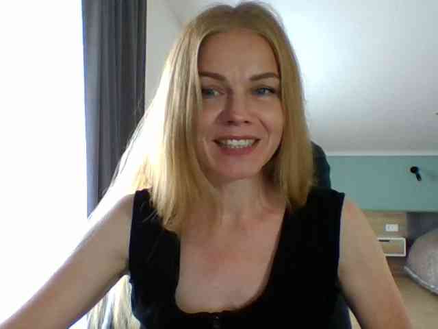 BlondaTina