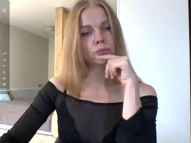 BlondaTina