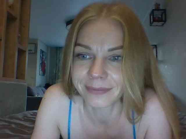 Tina45516 Sex Cam Show