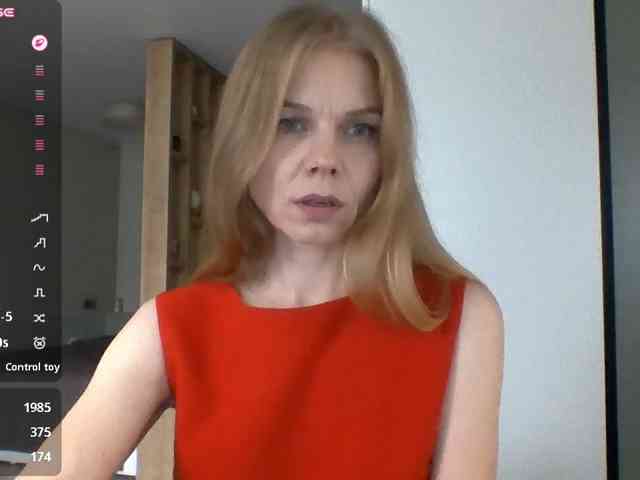 BlondaTina
