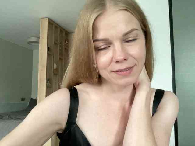 Tina45516 Sex Cam Show