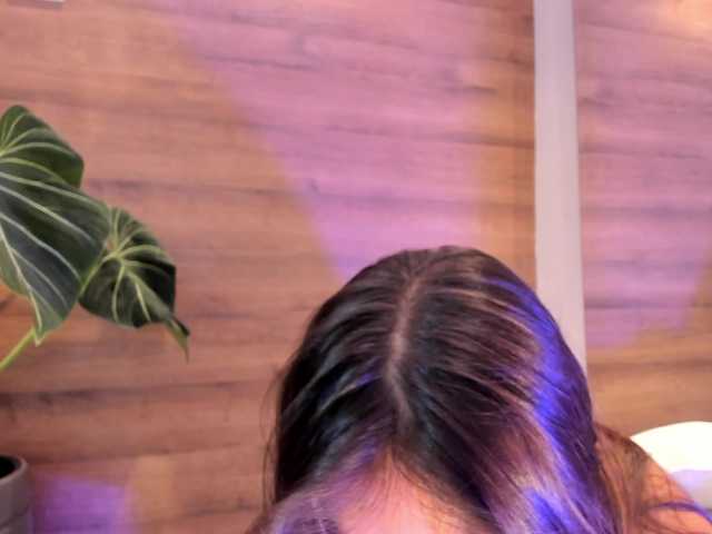 Reyasimos live cam on BongaCams