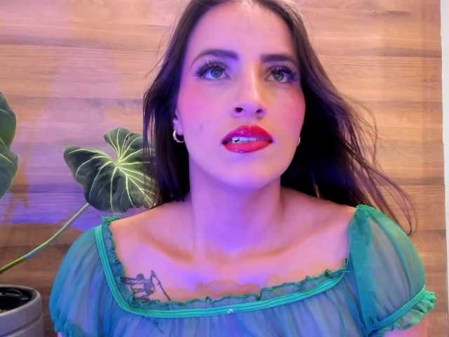 Reeyasimos live webcam show