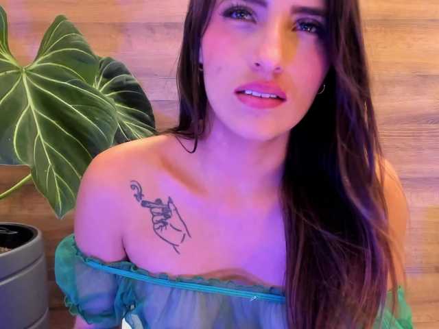Reeyasimos live webcam show