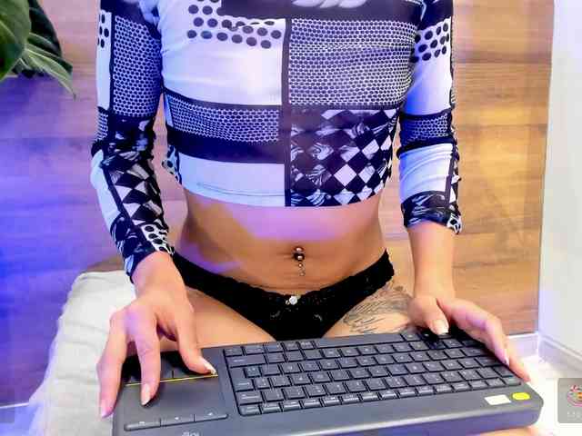 Reeyasimos webcam
