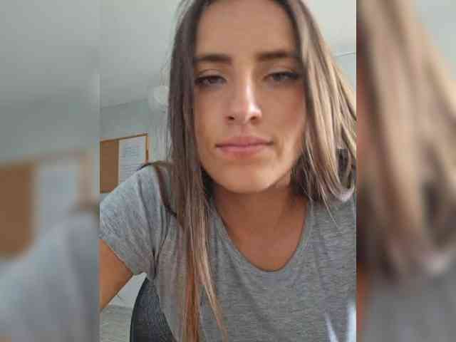 Reeyasimos webcam