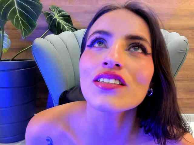 Reeyasimos webcam