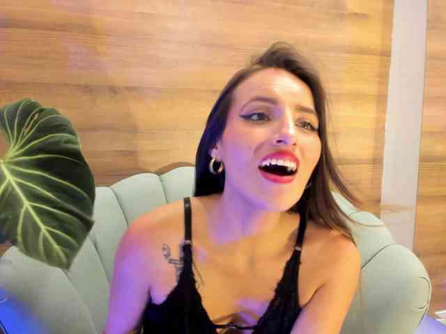 Reeyasimos webcam