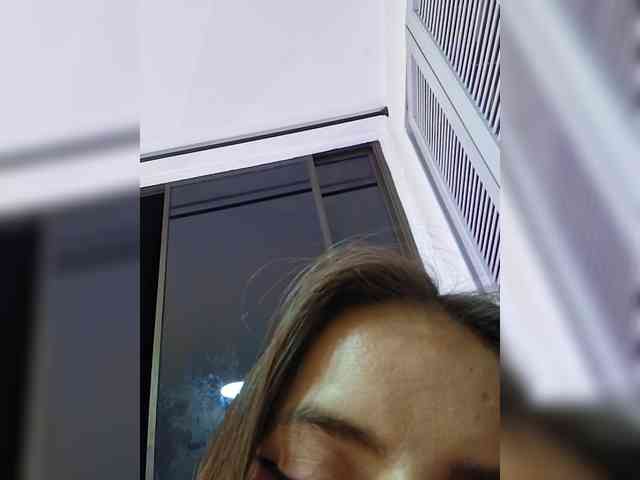Reeyasimos webcam