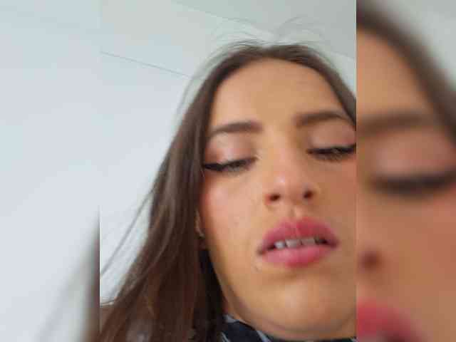 Reeyasimos webcam