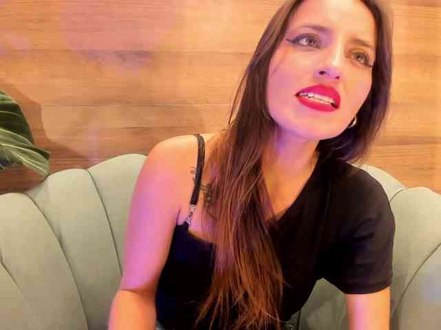Reeyasimos webcam