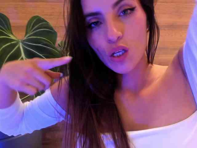 Reeyasimos webcam