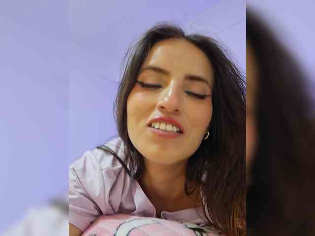 Reeyasimos webcam