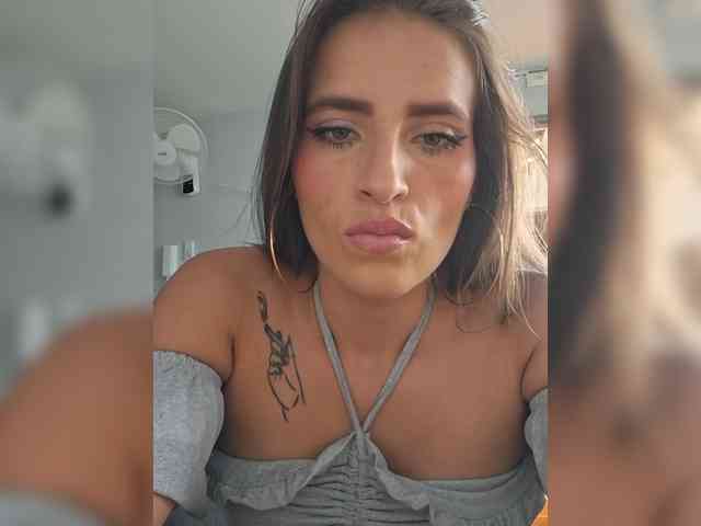 Reeyasimos webcam