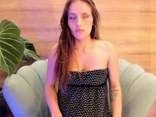 Reeyasimos webcam