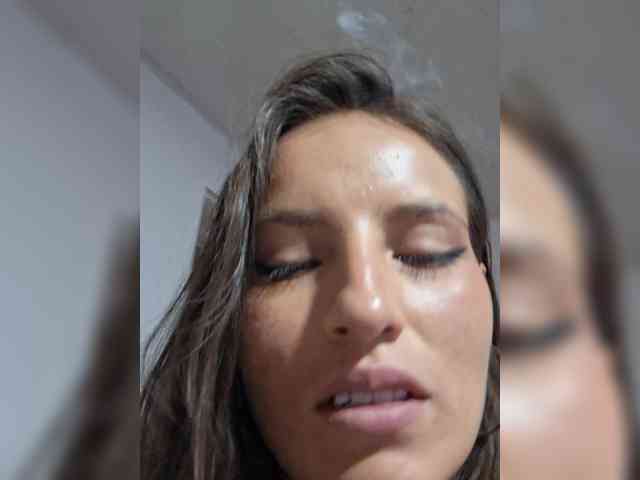 Reeyasimos webcam
