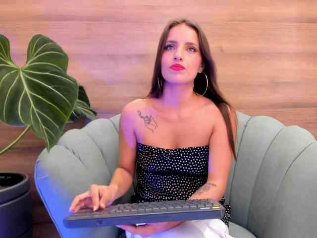 Reeyasimos webcam