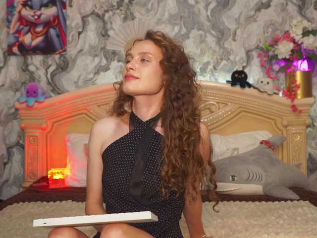 Avetta live cam on BongaCams
