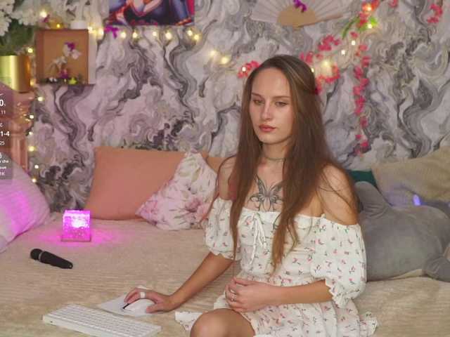 Avetta live cam on BongaCams