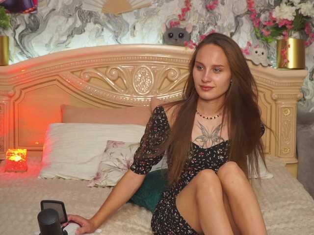 Avetta live cam on BongaCams