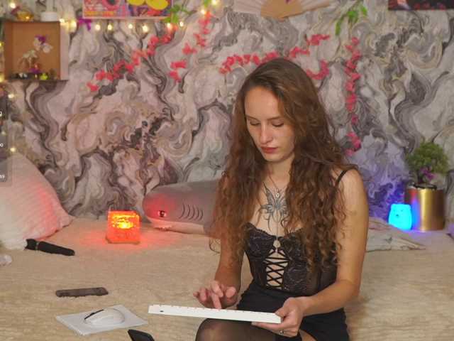 Avetta, en vivo ahora en BongaCams