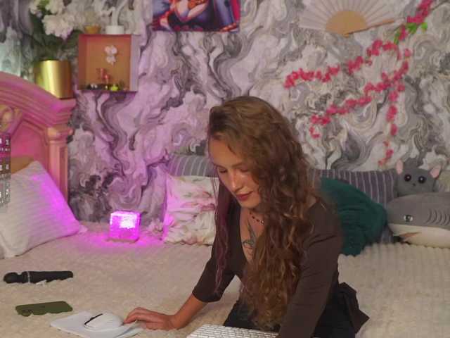 Avetta live cam on BongaCams