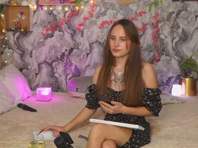Avetta live cam on BongaCams