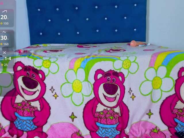 halaia1 live cam on BongaCams