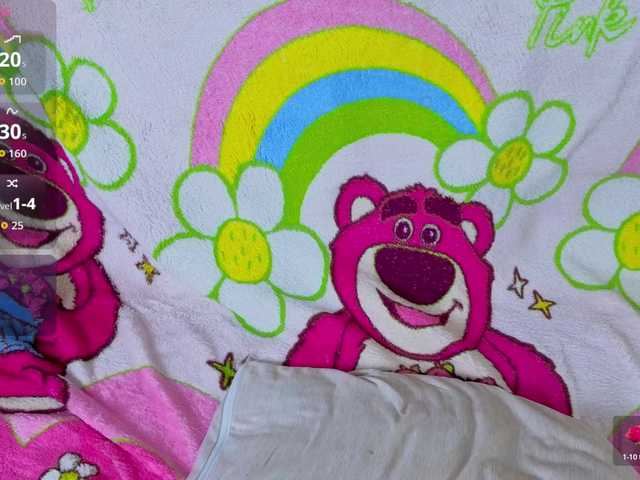 halaia1 live cam on BongaCams