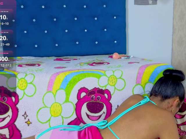 halaia1 live cam on BongaCams
