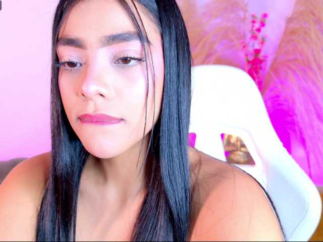 IzanThorne live cam on BongaCams