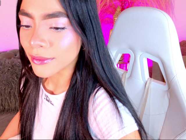 IzanThorne live cam on BongaCams