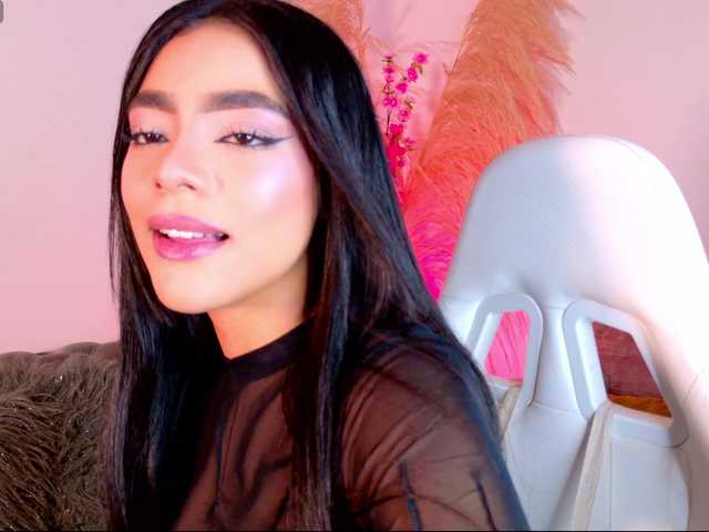 IzanThorne live cam on BongaCams
