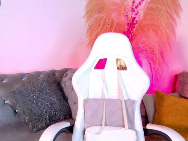 IzanThorne live cam on BongaCams