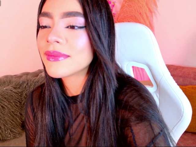 IzanThorne live cam on BongaCams