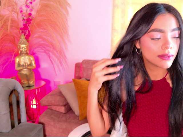 IzanThorne live cam on BongaCams